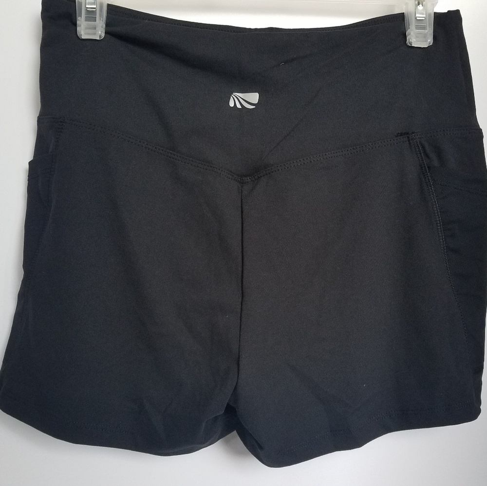 NEW Marika High Waist Pocket Shorts L Black